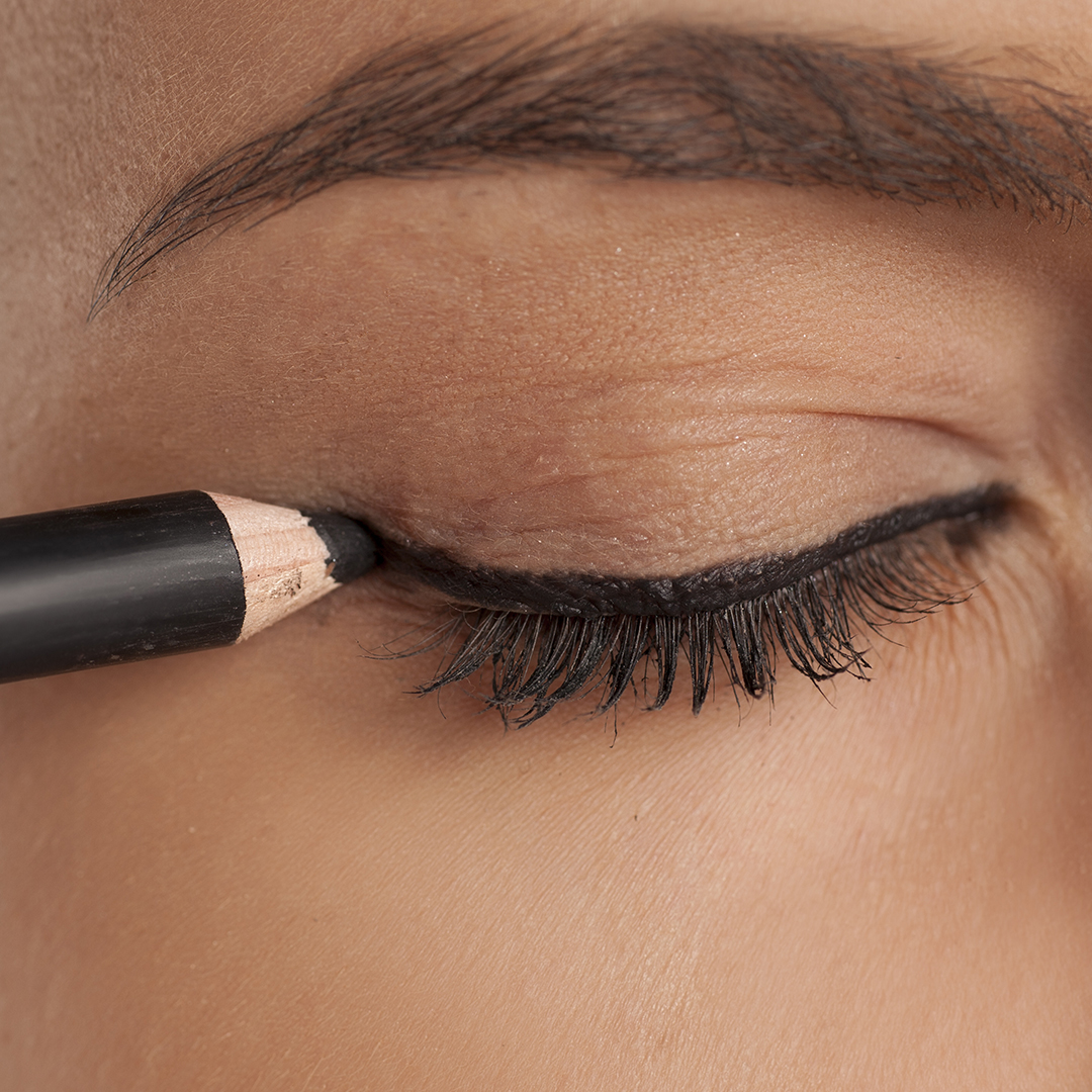 Eyeliner And Lipliner Pencil - Image 3